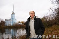 «Человек мира» летает во сне.  И любит пруды на родном Перекопе